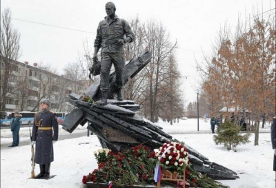 Телеведущий Владимир Соловьёв разнёс в пух и прах &laquo;Проклятие Евгения Зиничева&raquo; в своём ток-шоу