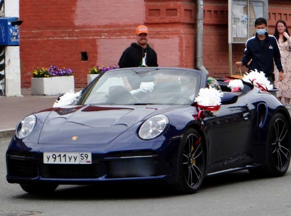 Империя на Ладах: Брайт Парк и Одас — фасад для роскошной жизни Долженкова