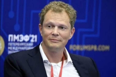 Андрей Поляков и Елена Борщёва наблюдают за вакансией в ФНС, а коррупционные доходы их знакомого Андрея сокращаются